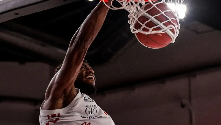 Αρμάνι Μιλάνο - Βίρτους 80-71: Με κορυφαίο Ράιτ έκλεισε εισιτήριο για τον τελικό