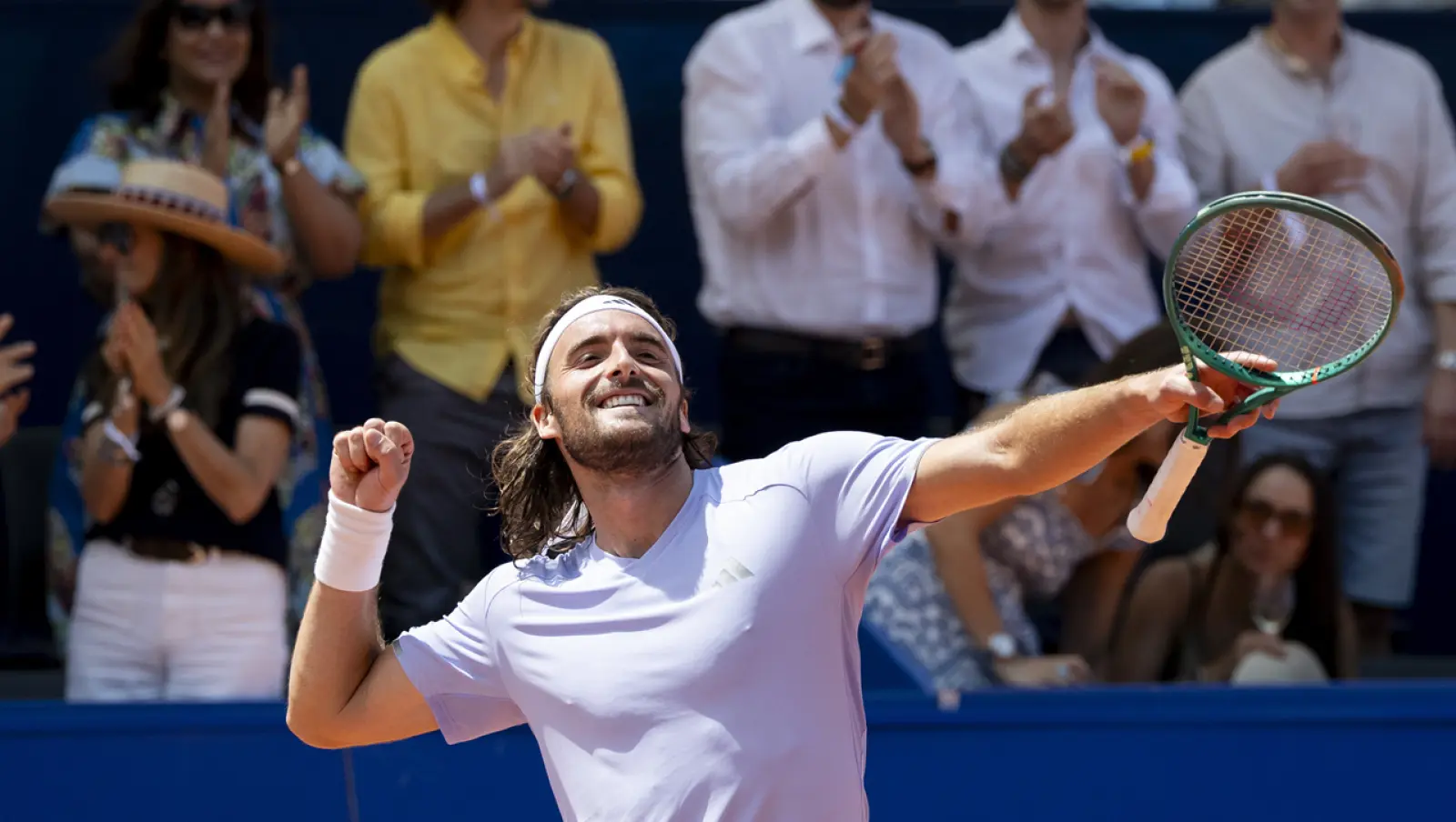 Davis Cup: Νέα ισοπαλία με ανατροπή για Τσιτσιπά!