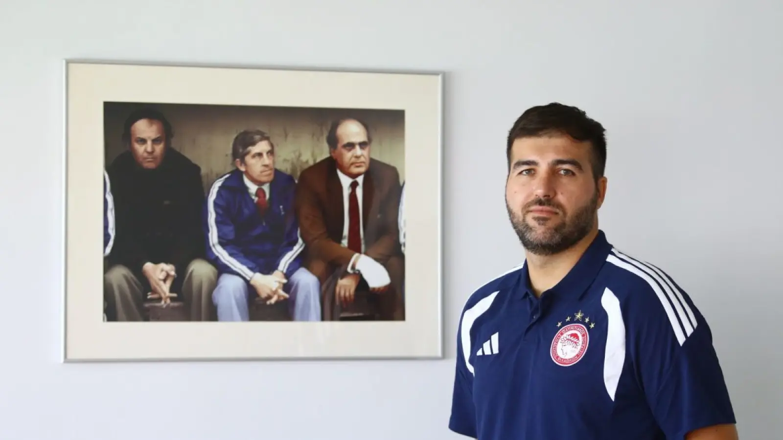 Προπονητής στην Κ19 του Ολυμπιακού ο Νταβίδ Ροντρίγκεθ