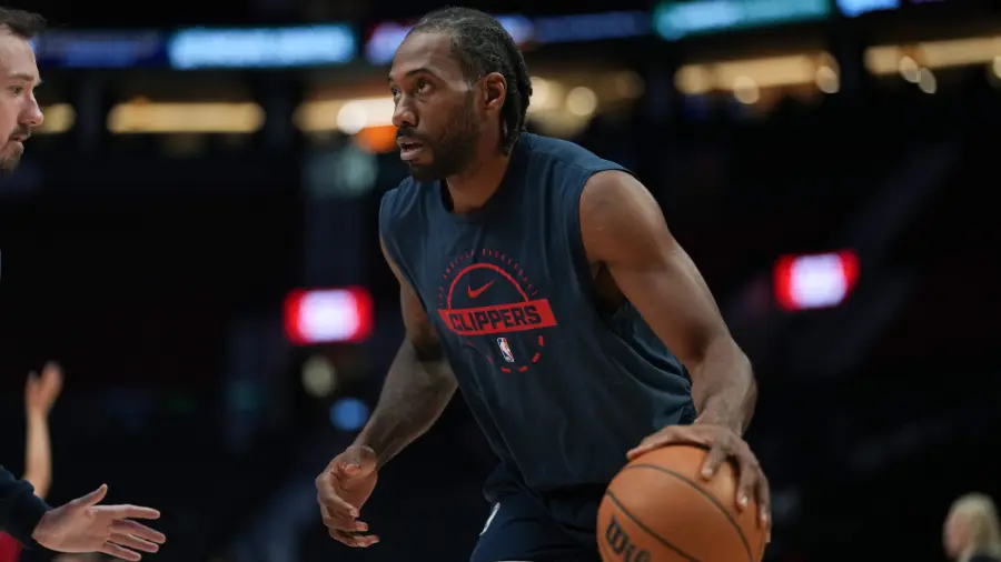 Υπέγραψε επέκταση 115 εκατ. δολαρίων με το Τορόντο ο Λέοναρντ