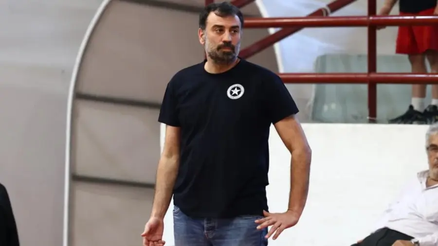 Ρώσσης: «Αν είμαστε ξανά μια “γροθιά” θα κυλήσει καλά η χρονιά»
