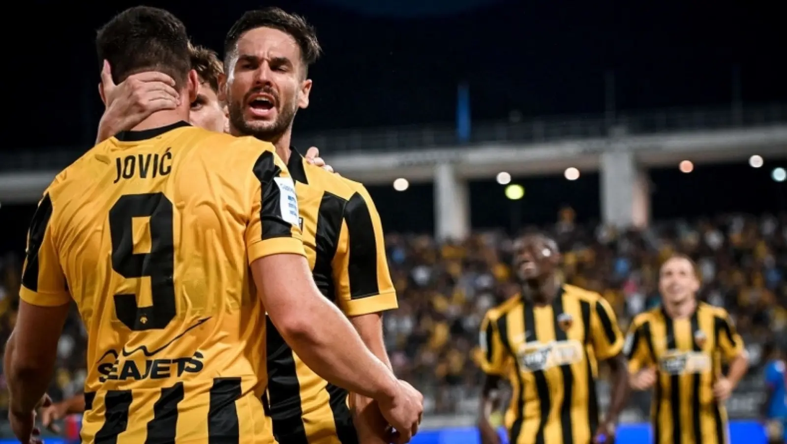 AEK: Τα δυο πρόσωπα στα εντός και στα εκτός έδρας παιχνίδια