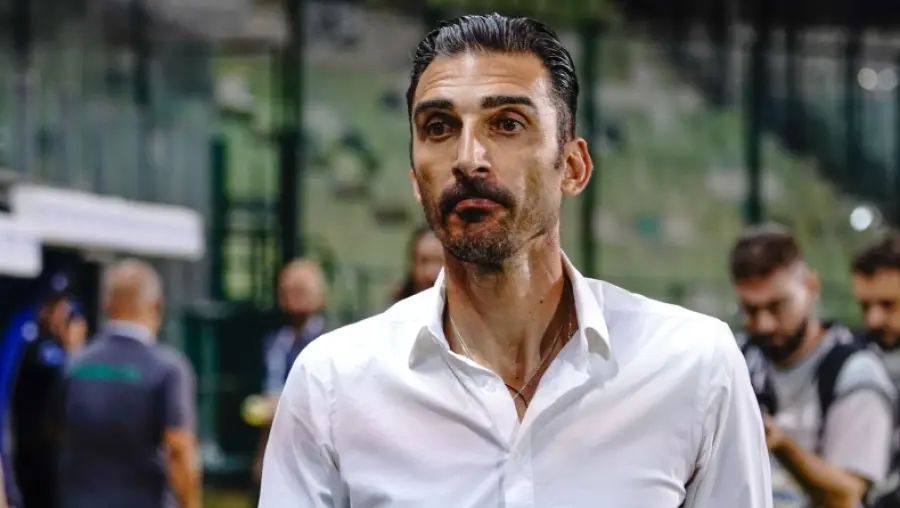 Λεβαδειακός: Ο λόγος που αποχώρησε από την ομάδα ο βοηθός του Ηλία Χαραλάμπους, Μιχάι Πιντίλι
