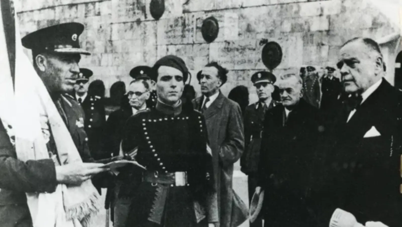 Γιος πρωθυπουργού, πατέρας πρωθυπουργού, συνεργάτης των Ναζί: Η σκοτεινή διαδρομή του Ιωάννη Ράλλη