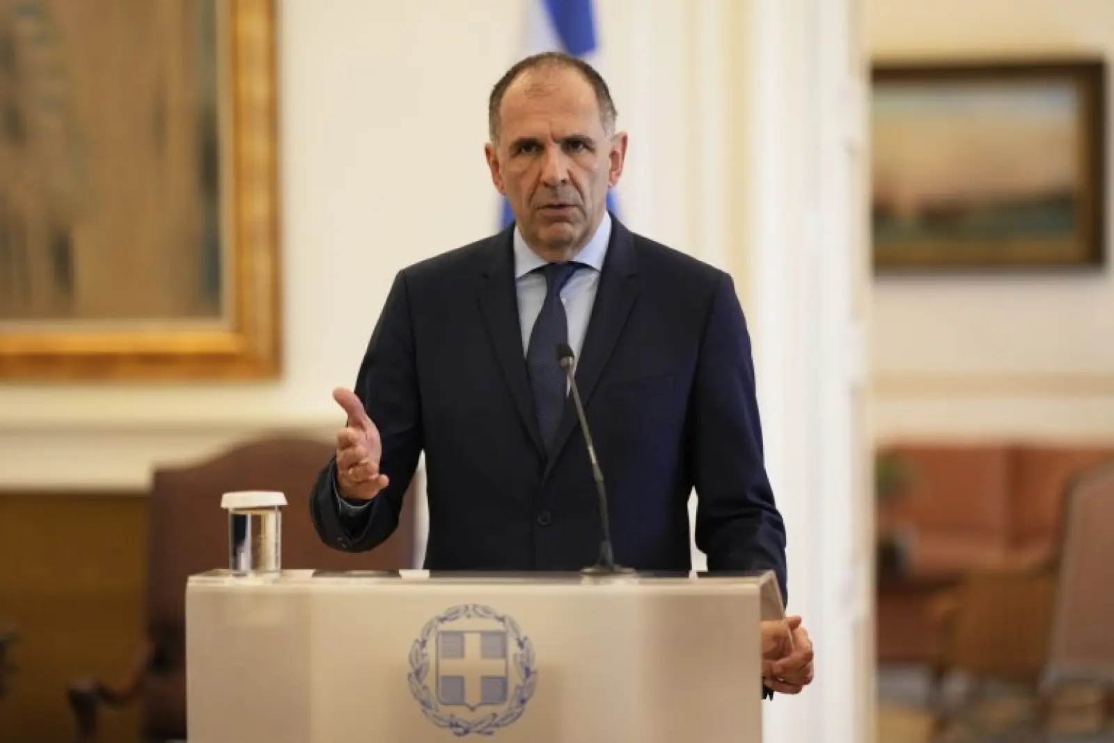 Γεραπετρίτης στο Πανεπιστήμιο Columbia: Χωρίς κανόνες και αρχές, η διεθνής κοινότητα γίνεται ζούγκλα