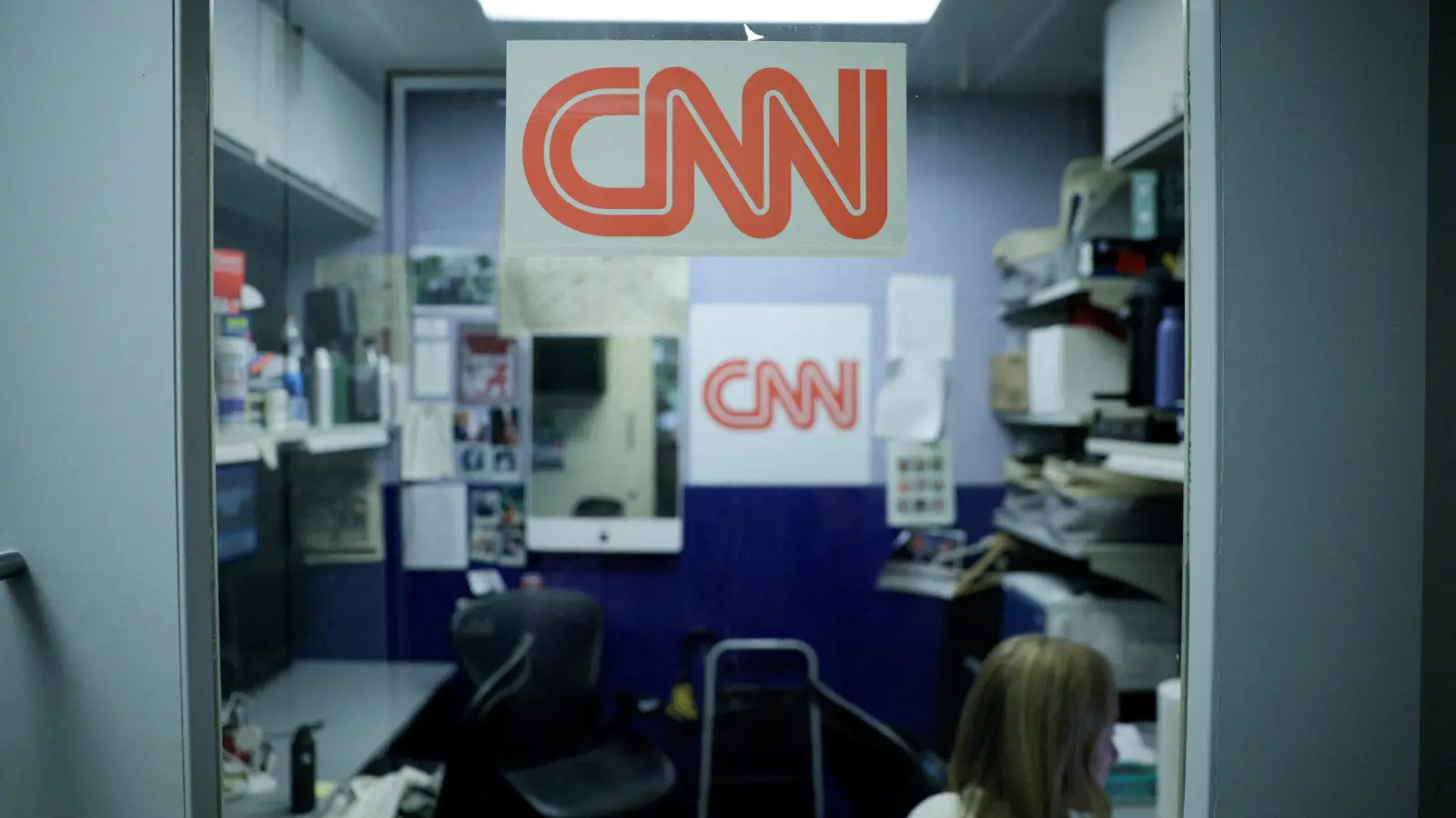 Ο Λευκός Οίκος αποκατέστησε την πρόσβαση σε CNN, MS NOW και Politico