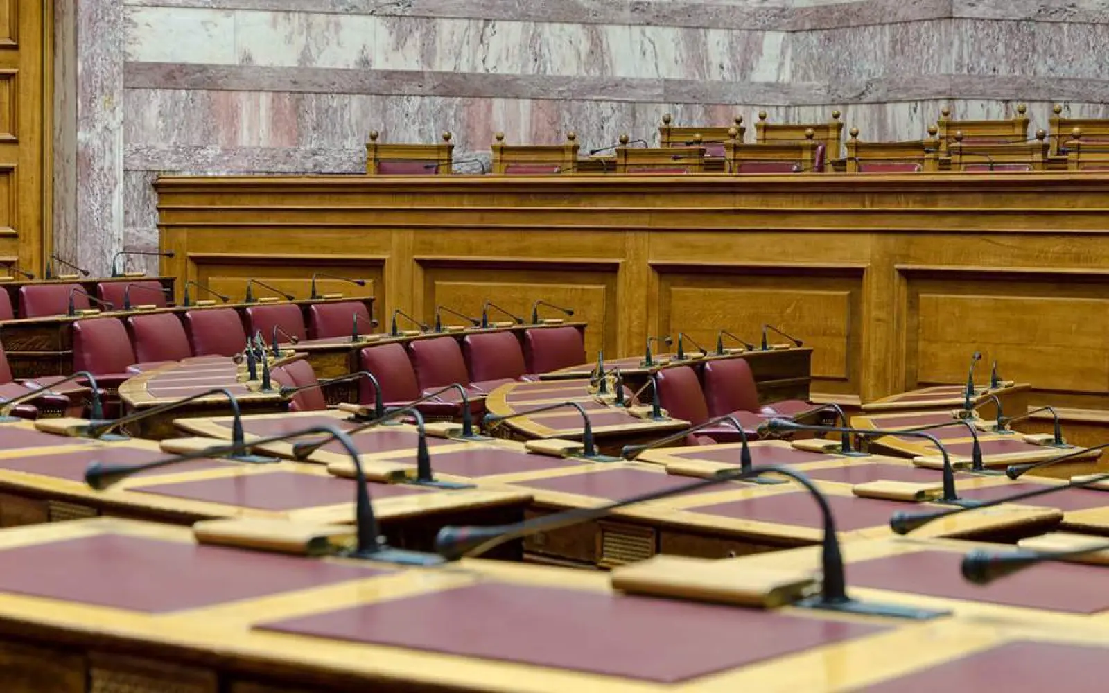 Θεωρείο: Ούτε τηλέφωνο