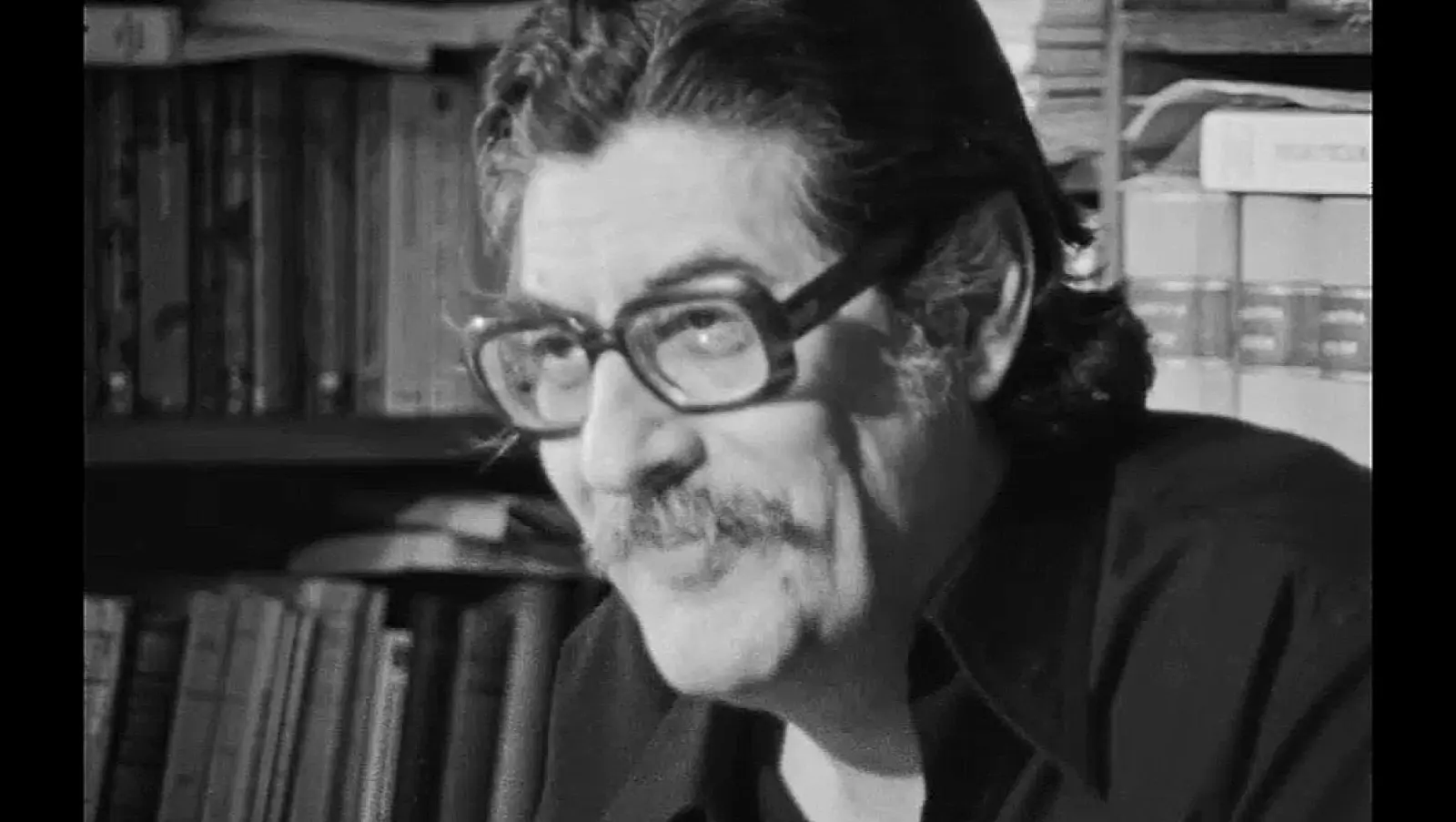 Έκθεση – αφιέρωμα στη ζωή και το έργο του Μανόλη Αναγνωστάκη στο Δημαρχείο Θεσσαλονίκης