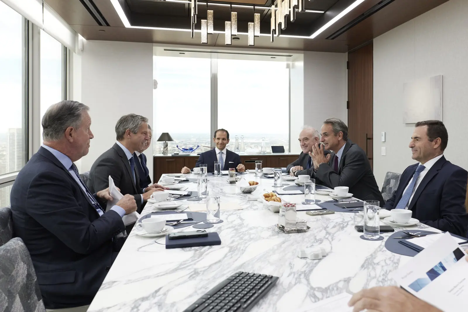 Νέα Υόρκη: Συνάντηση Κυρ. Μητσοτάκη με τον συμπρόεδρο της Morgan Stanley