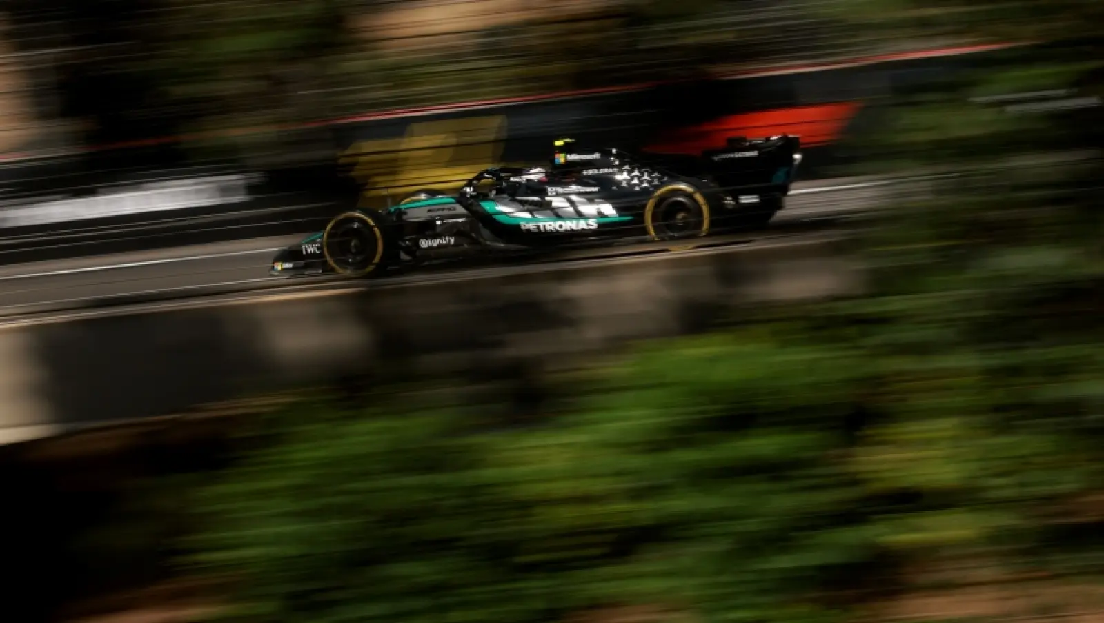 F1: Ο Ράσελ πήρε στο νήμα μια πολύ σημαντική νίκη στο Μπακού - 5ος ο Αντονέλι