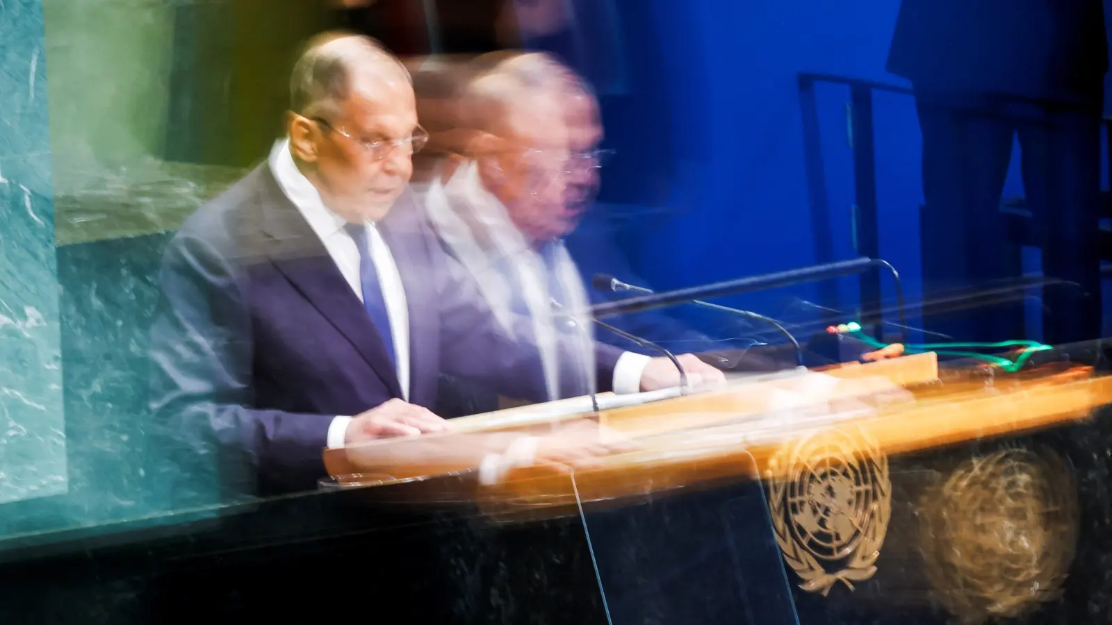Λαβρόφ προς ΗΠΑ: Εκκληση για άρση της «πολιορκίας» στην Κούβα