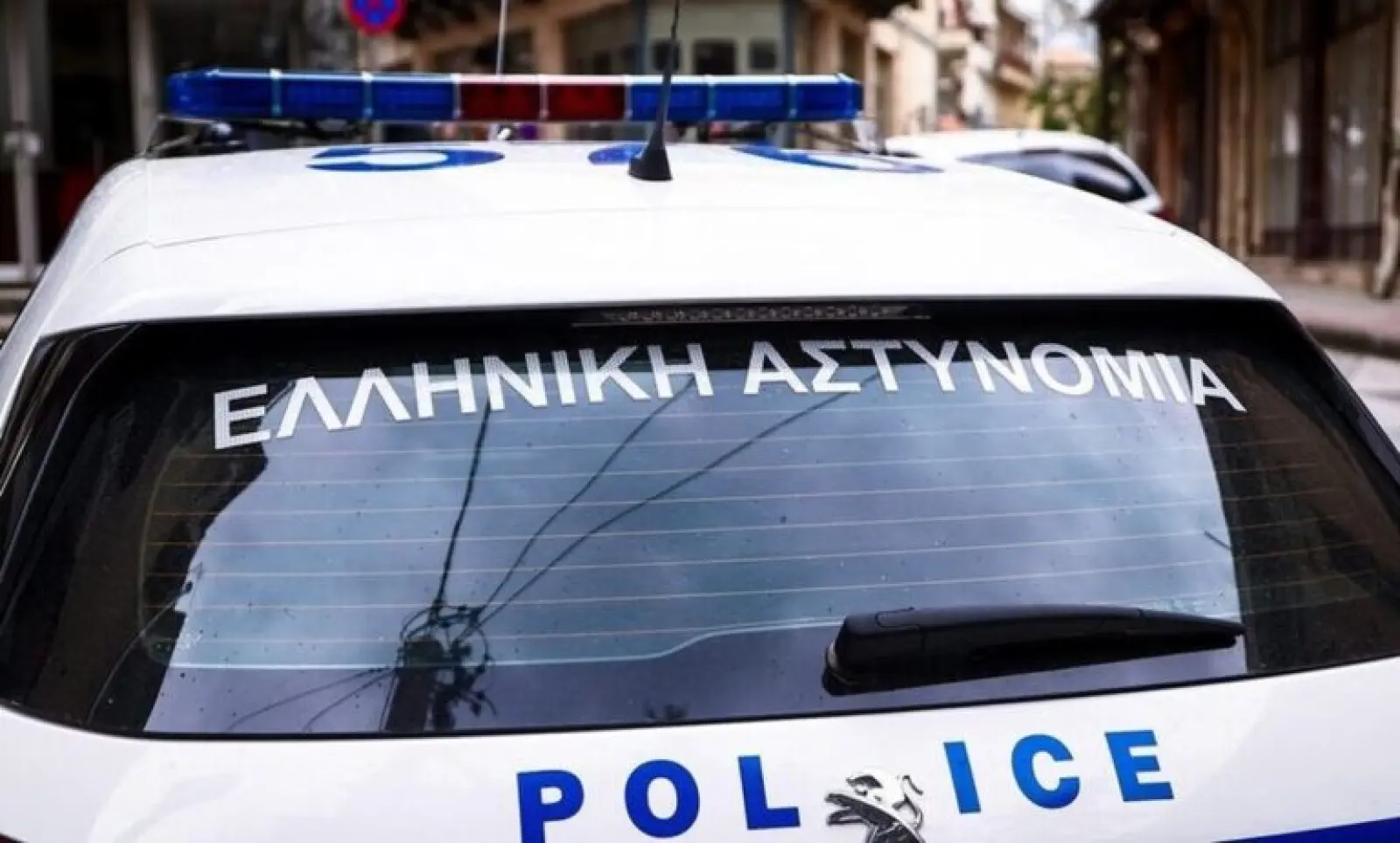 Περαία: 45χρονος συνελήφθη να φέρει εξοπλισμό και σήματα της αστυνομίας