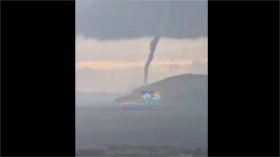 Εντυπωσιακός διπλός υδροστρόβιλος ανάμεσα σε Κουφονήσι και Κέρο – Βίντεο