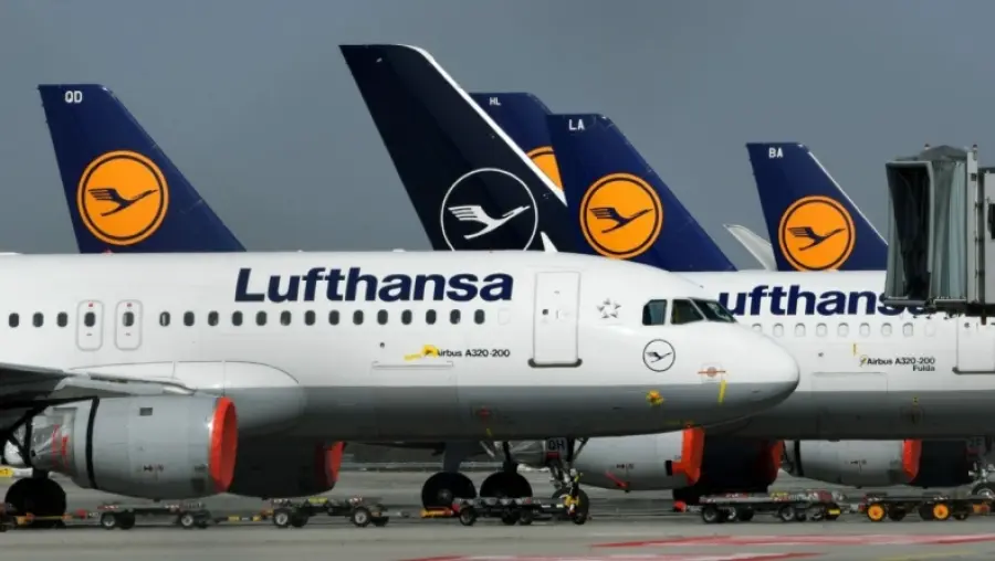 Φωτιά σε αεροπλάνο της Lufthansa: Power bank πήρε φωτιά κατά την πτήση – Αναγκαστική προσγείωση στη Λυών