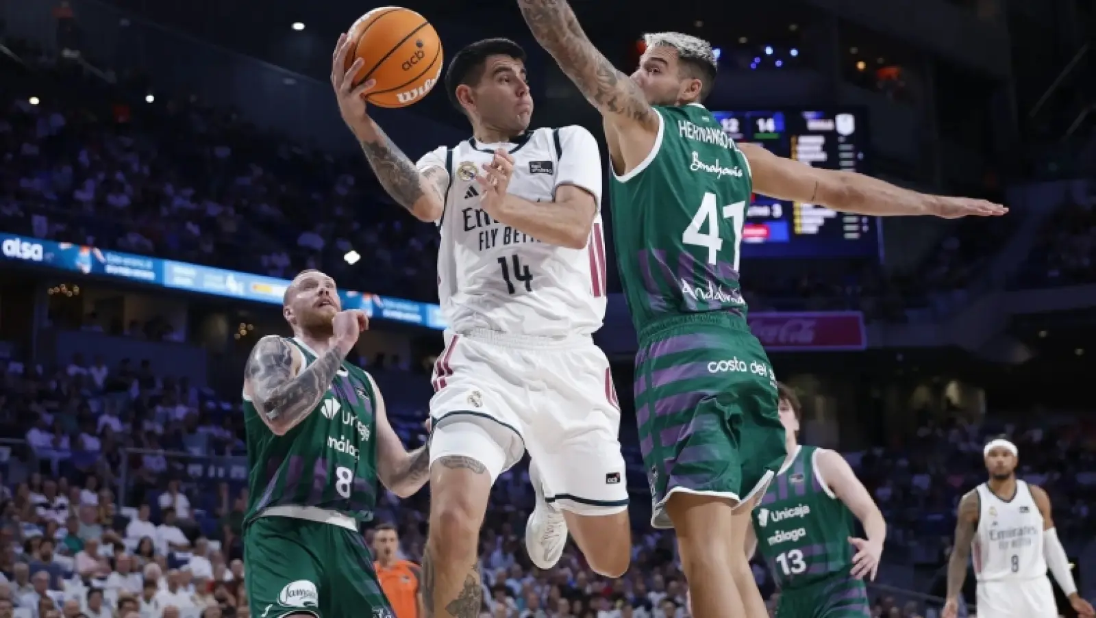 Ρεάλ - Μάλαγα 89-87: Οι Μαδριλένοι πήραν το θρίλερ με την Ουνικάχα
