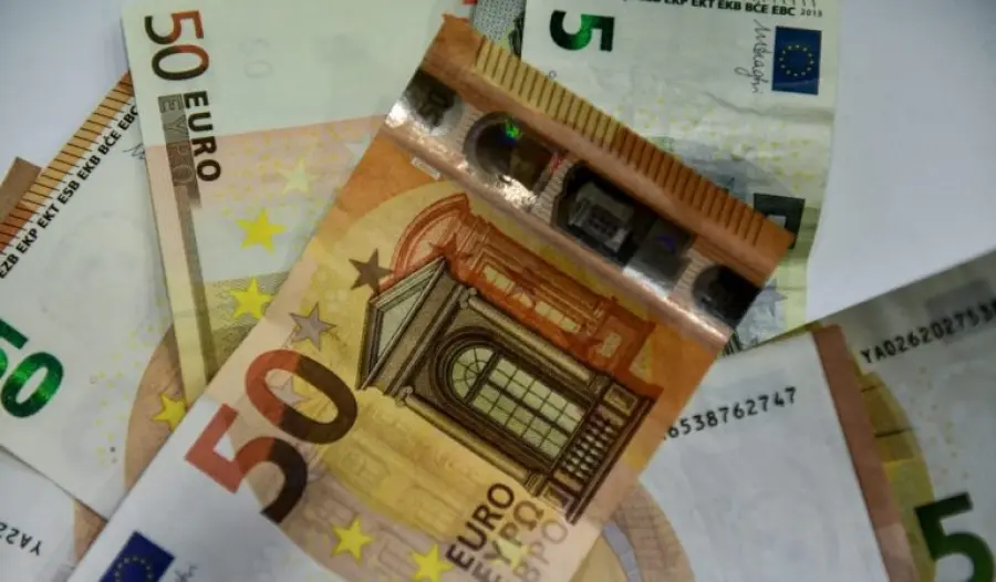 Οι πληρωμές από τον e-ΕΦΚΑ και τη ΔΥΠΑ από σήμερα έως τις 2 Οκτωβρίου – Οι δικαιούχοι