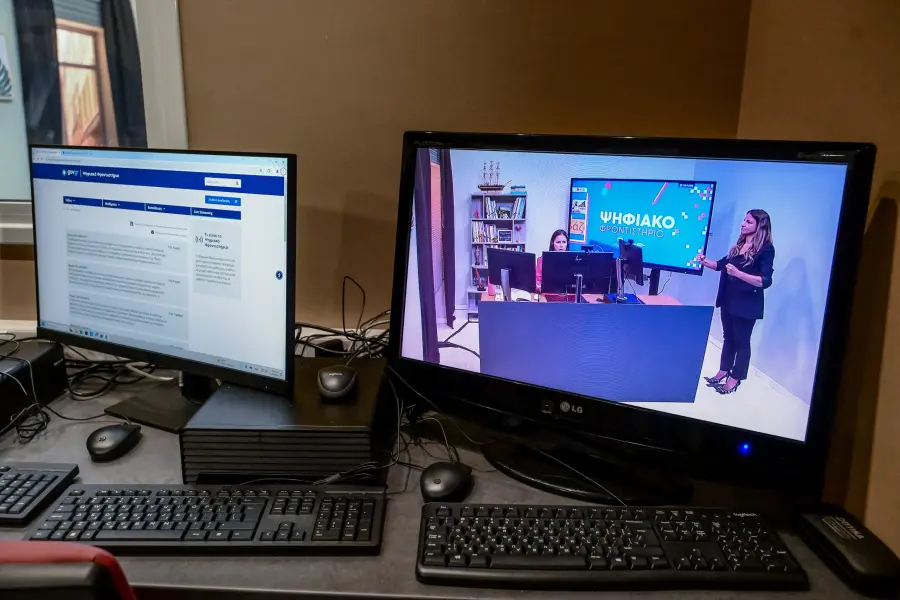 Ξεκινάει σήμερα το ψηφιακό φροντιστήριο – Εντός του 2027 το EduAI