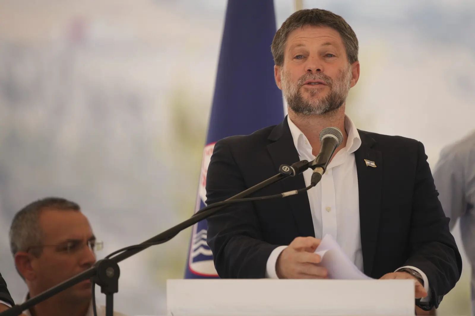 Ισραήλ: Ο ΥΠΟΙΚ Σμότριτς, ζητά πόλεμο στη Δυτική όχθη και διάλυση της Παλαιστινιακής αρχής