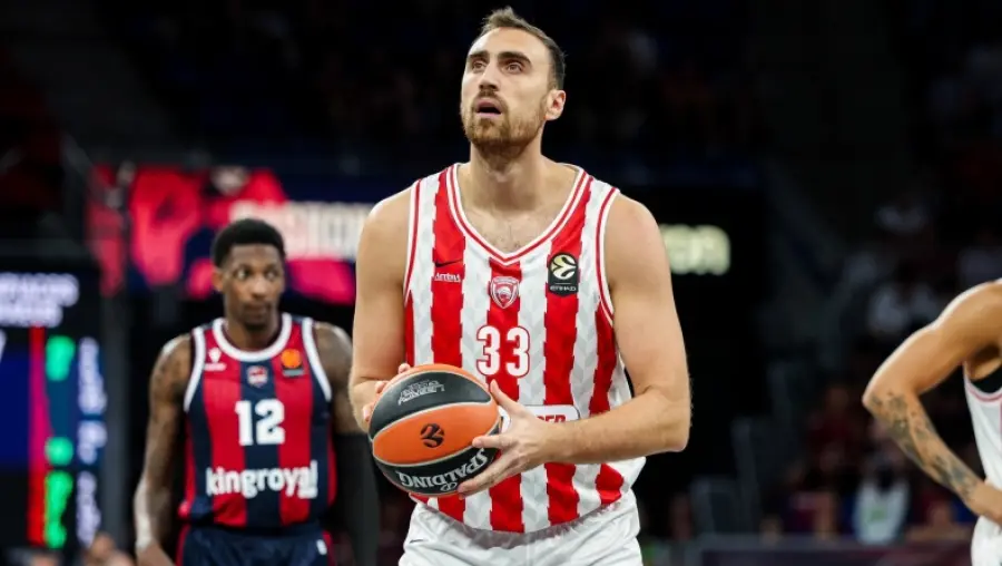 Μιλουτίνοφ: Χωρίς τον Σέρβο σέντερ ο Ολυμπιακός στην «διαβολοβδομάδα»