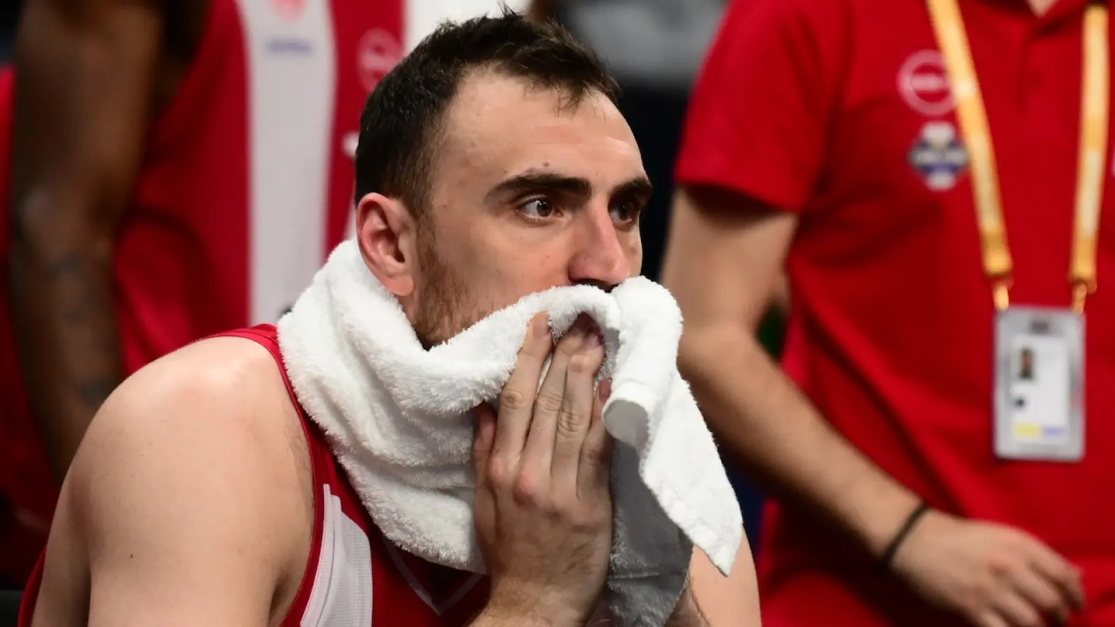 Ολυμπιακός: Χωρίς Μιλουτίνοφ τη «διαβολοβδομάδα» – «Μέσα» Ντάνστον και Πάπας