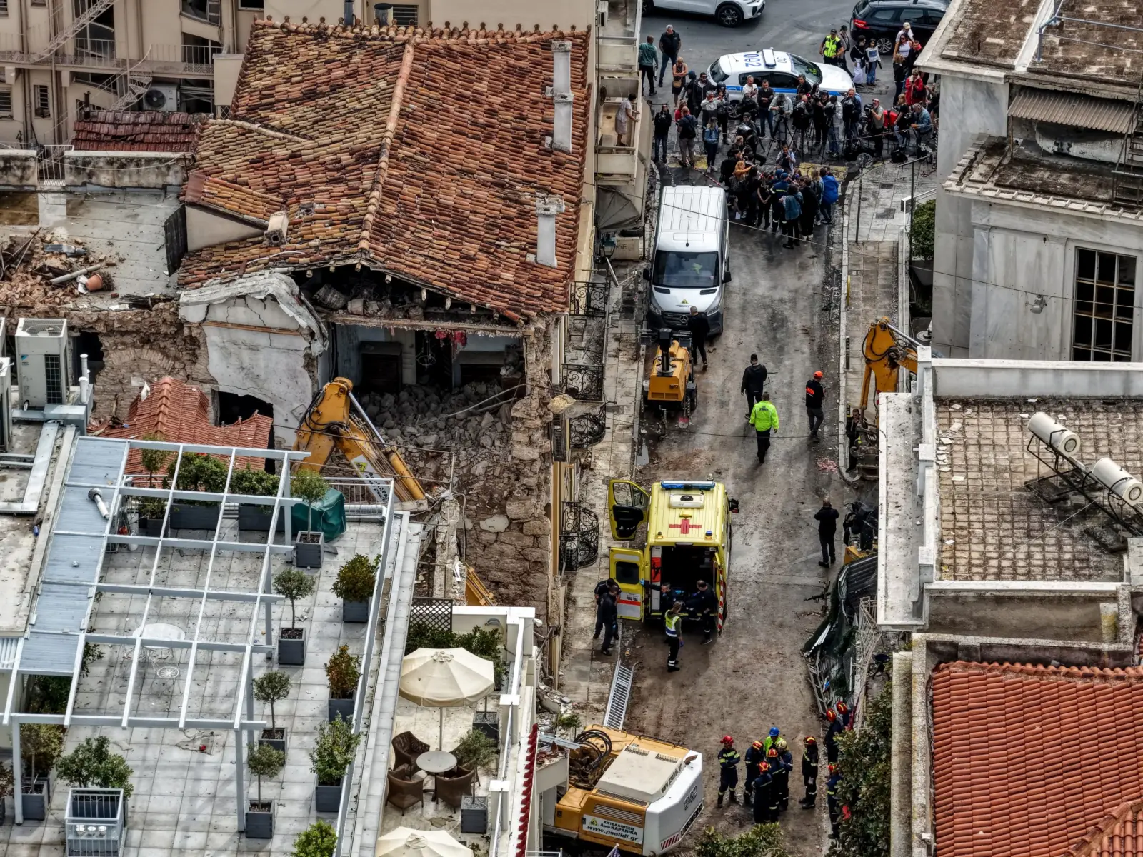 Πρόεδρος Συλλόγου Πολιτικών Μηχανικών στο ΕΡΤnews Radio 105,8: Να δοθούν επιδοτήσεις για την ενίσχυση των παλαιών κτηρίων