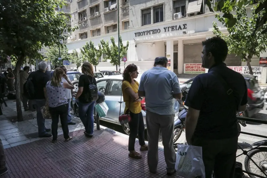 ΕΙΝΑΠ: Κινητοποίηση με βασικό αίτημα τη στελέχωση των ελεγκτικών μηχανισμών – «Κανείς δεν έχει δικαίωμα να παίζει με τους ασθενείς»
