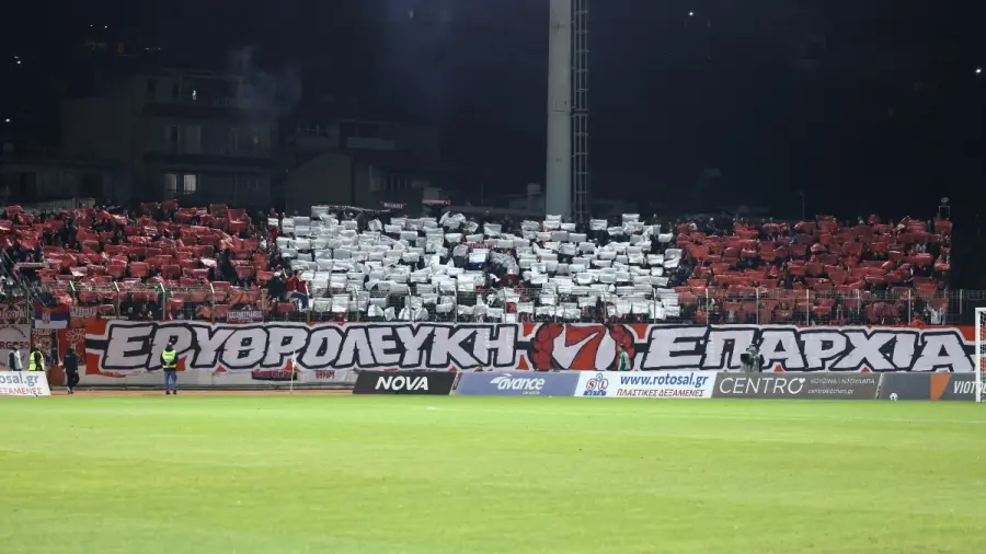 Ολυμπιακός: Ερυθρόλευκη απόβαση στη Λιβαδειά – Πάνω από 2.500 φίλαθλοι στο πλευρό του